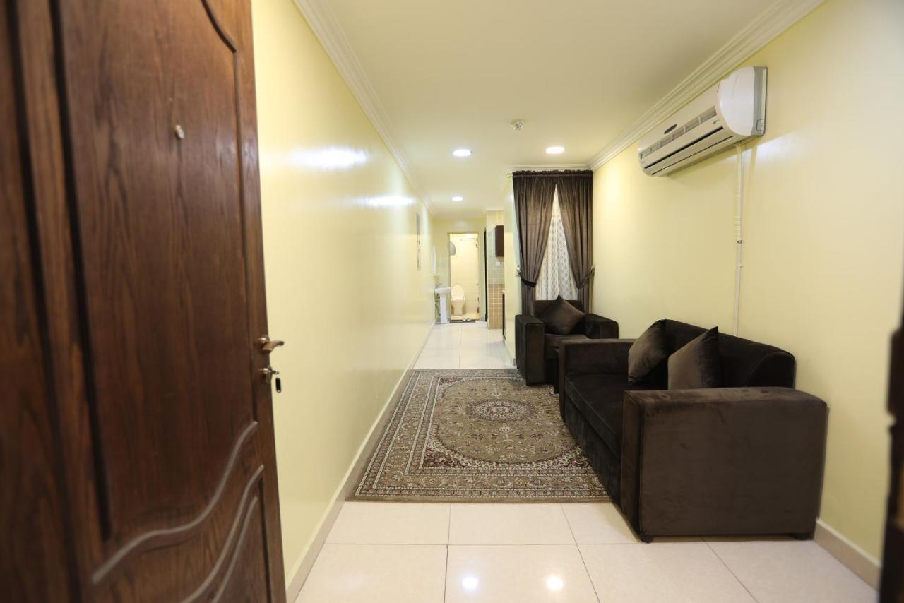 Al Eairy Apartment- Dammam 3 Al Mubarakiyah Luaran gambar